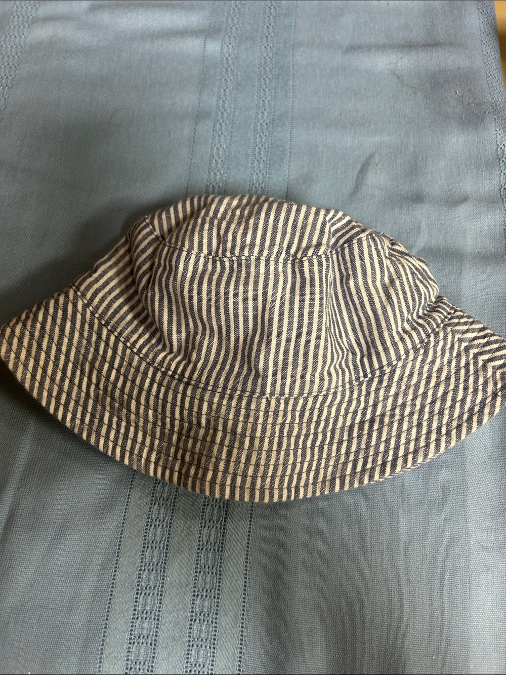 OshKosh B'gosh Navy and White Striped Bucket Hat